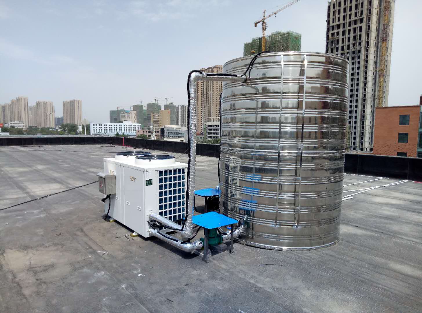 酒店、賓館洗浴熱水用什么好，福威斯空氣能熱水器*佳選擇